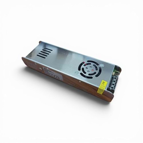 DJ154-09 12V 40A SLİM IZGARALI ADAPTÖR 220X67X40mm